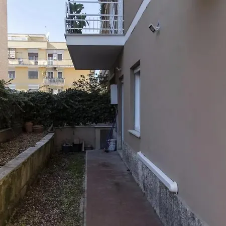 Igea With Garden - Close To Policlinico Gemelli Rome Exterior photo